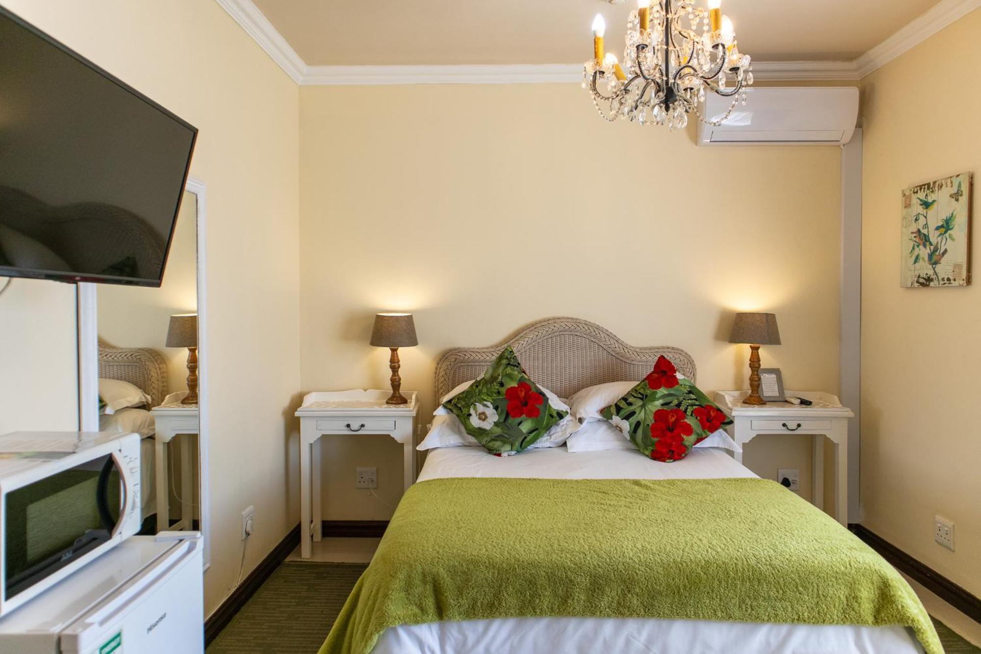 305 Guest House Amanzimtoti Exterior photo