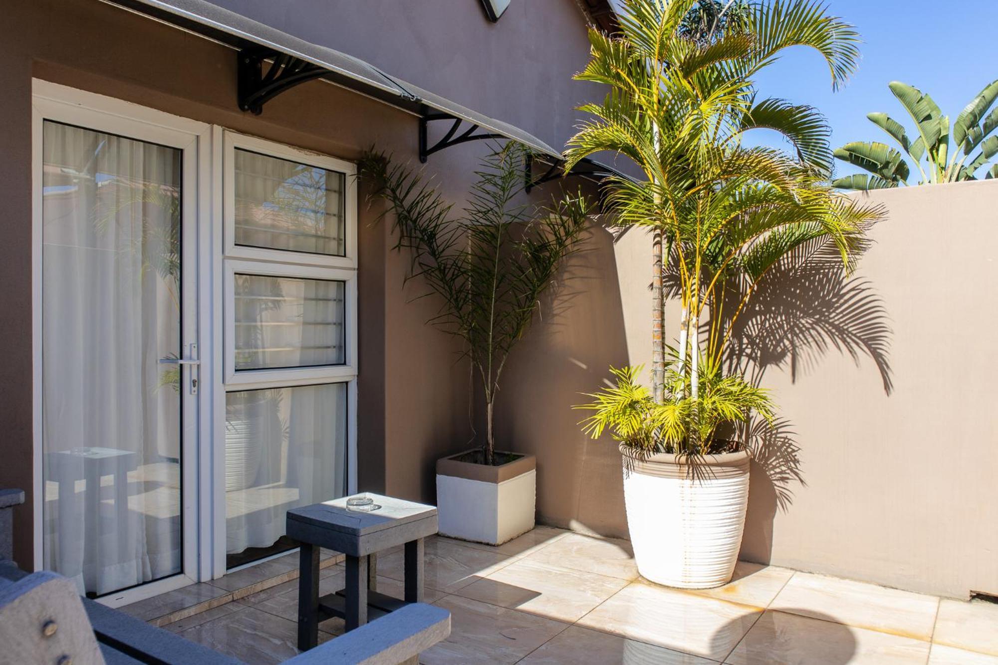 305 Guest House Amanzimtoti Exterior photo