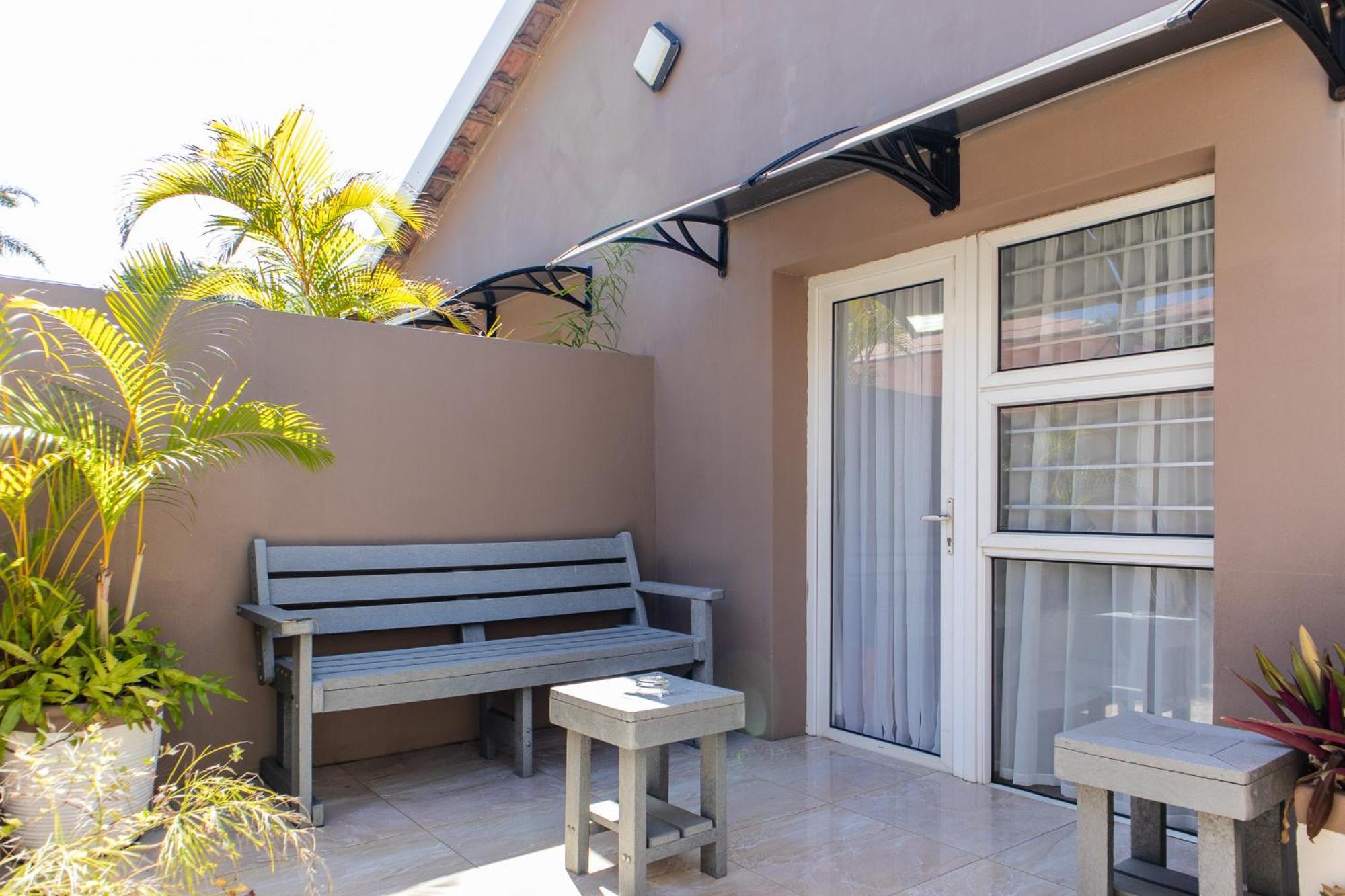305 Guest House Amanzimtoti Exterior photo
