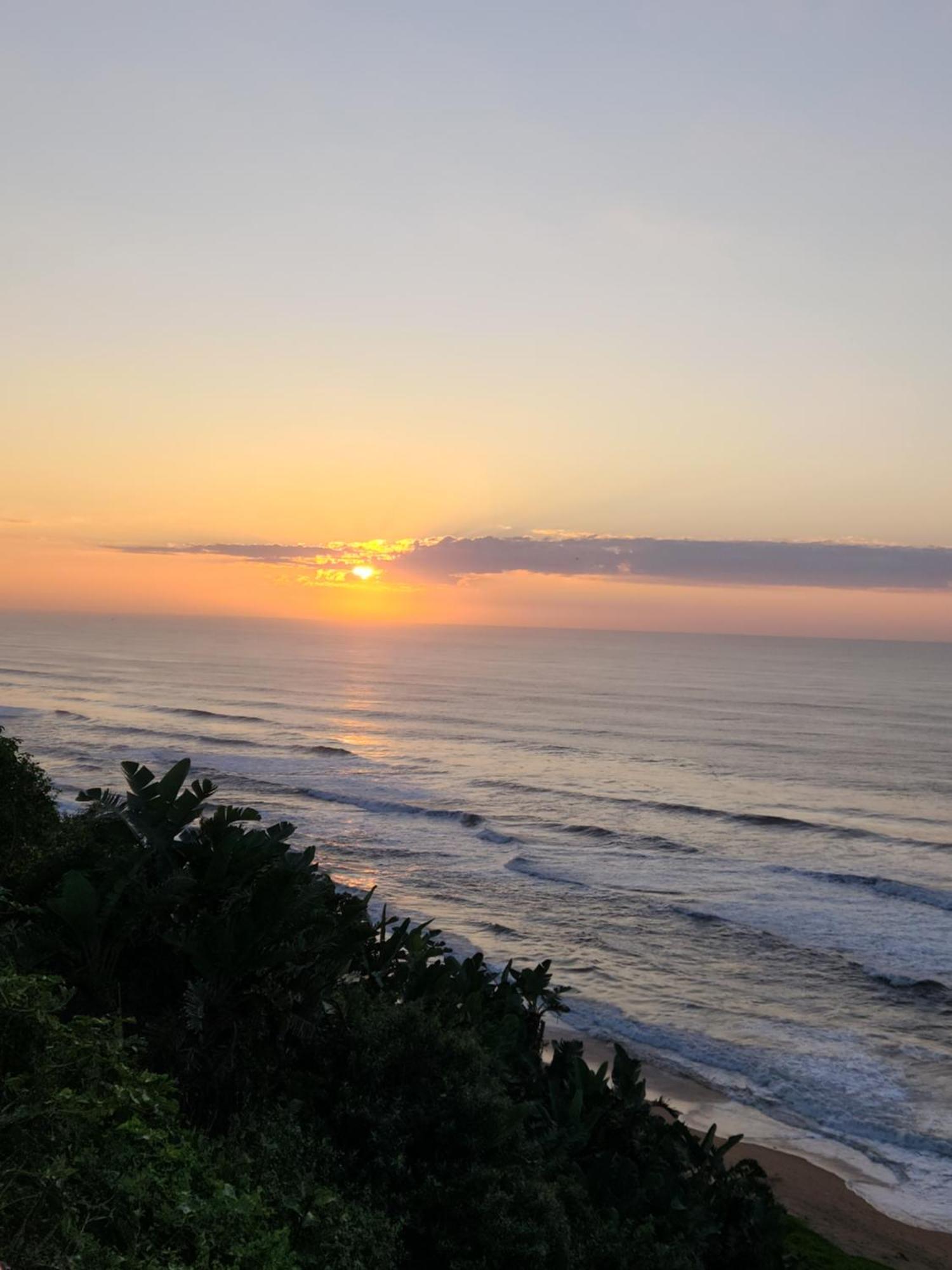 305 Guest House Amanzimtoti Exterior photo